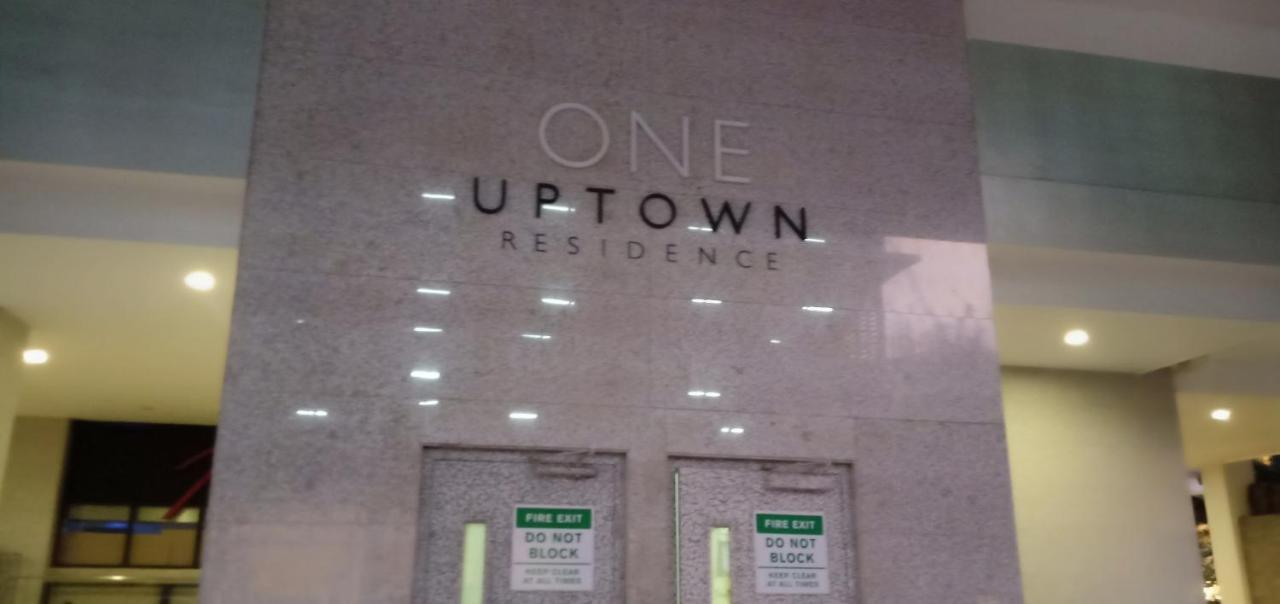 One Uptown Opposite Of Grandhyatt Hotel Manila Taguig City Exteriör bild